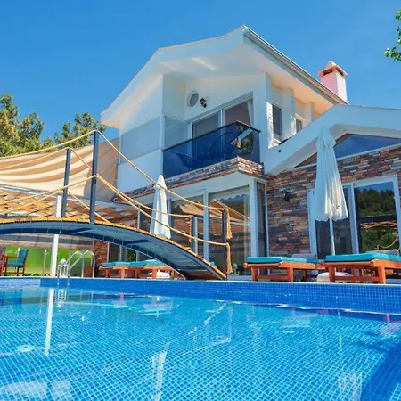 Stella Villa *
